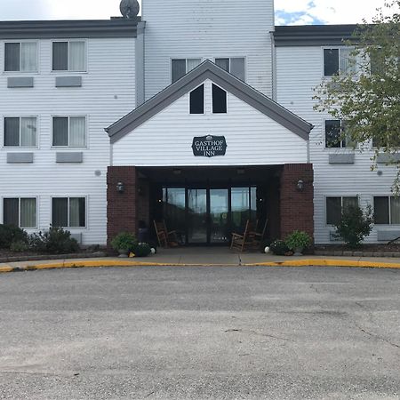 Gasthof Amish Village Inn Montgomery Exterior photo